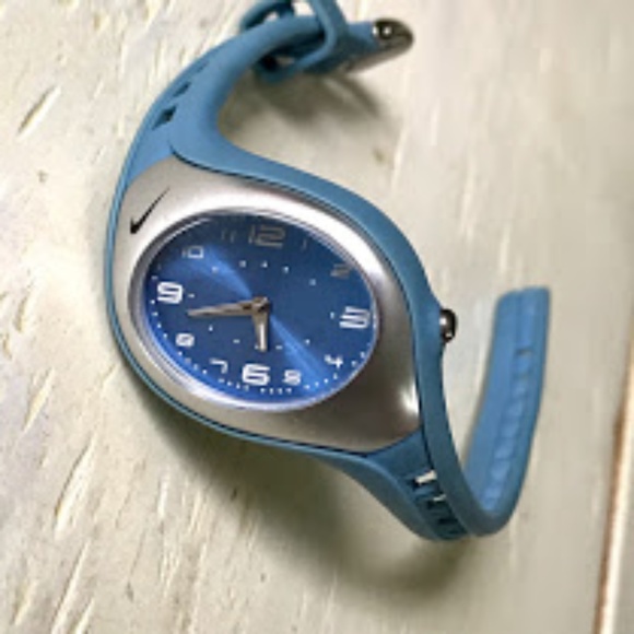 nike athletic watch